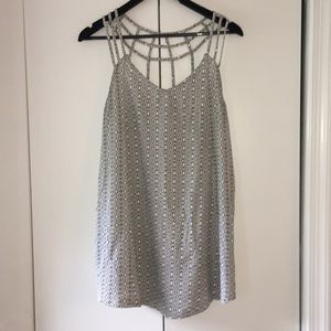 RVCA: Dress